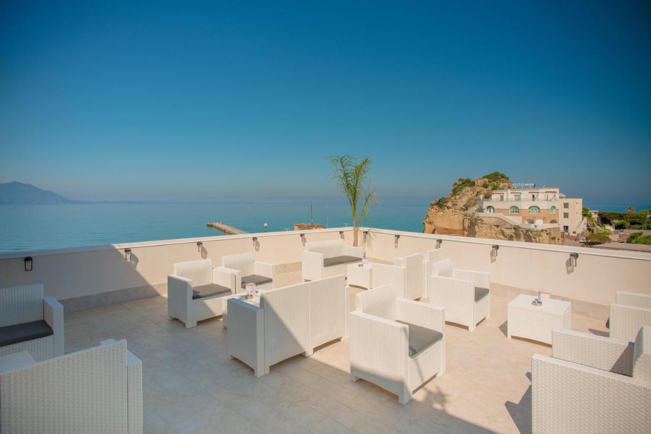 Naro Suites And Rooms Bacoli Exterior foto