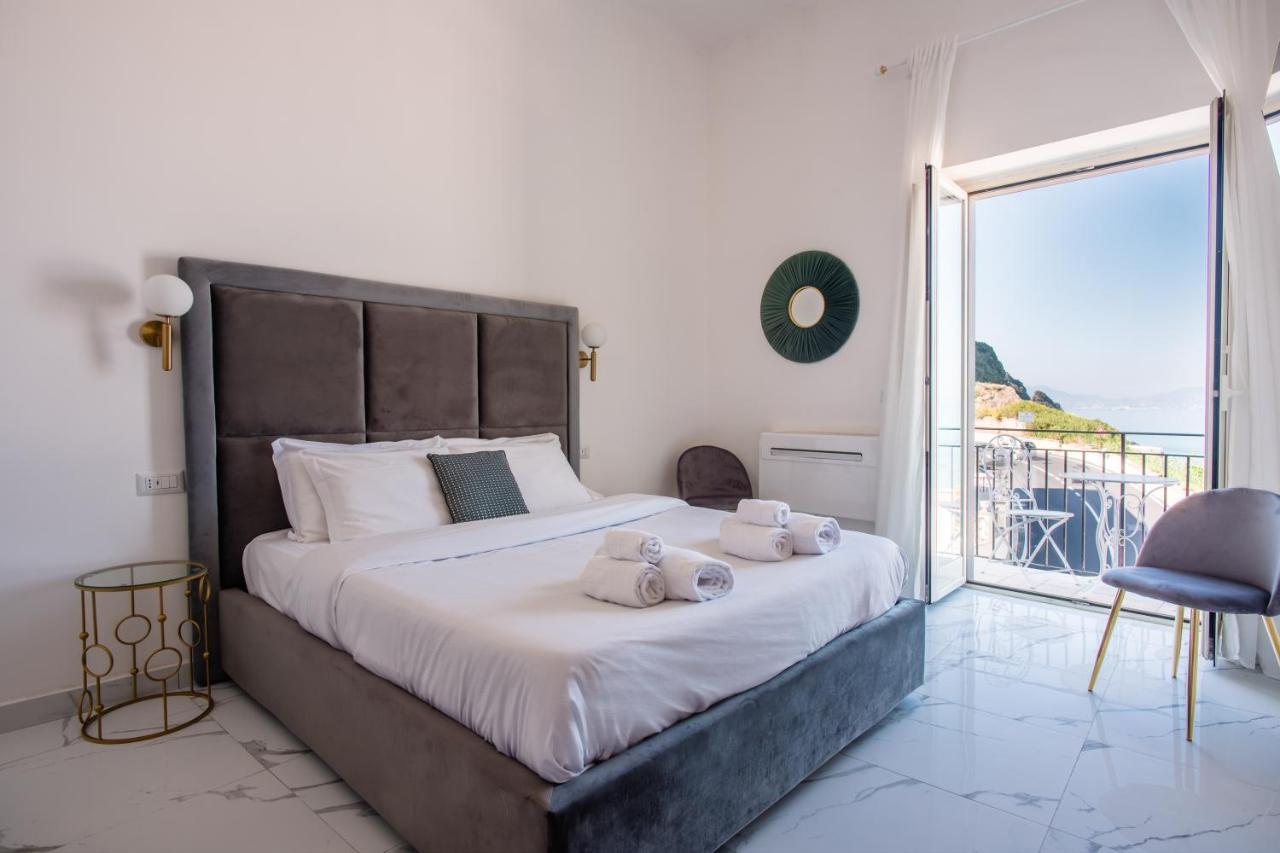 Naro Suites And Rooms Bacoli Exterior foto