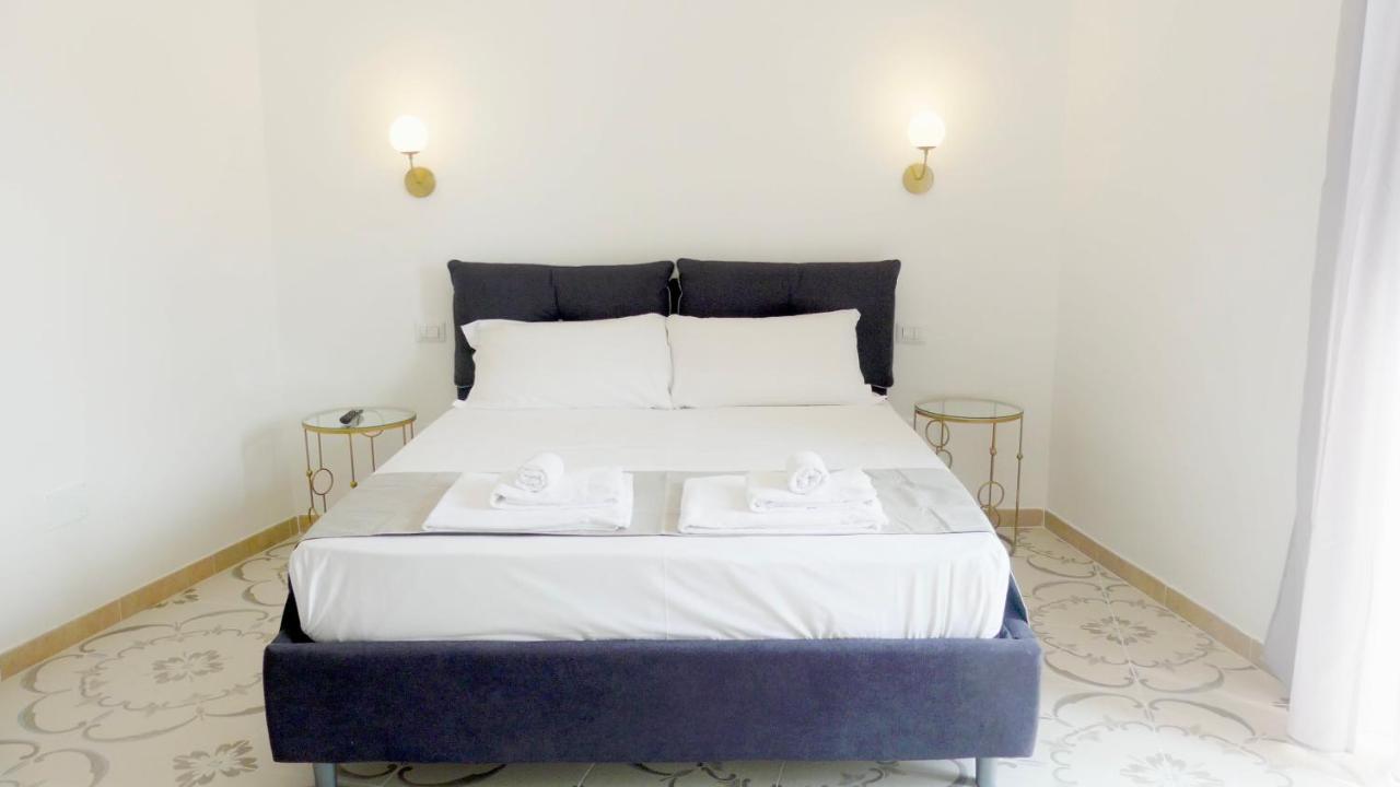 Naro Suites And Rooms Bacoli Exterior foto