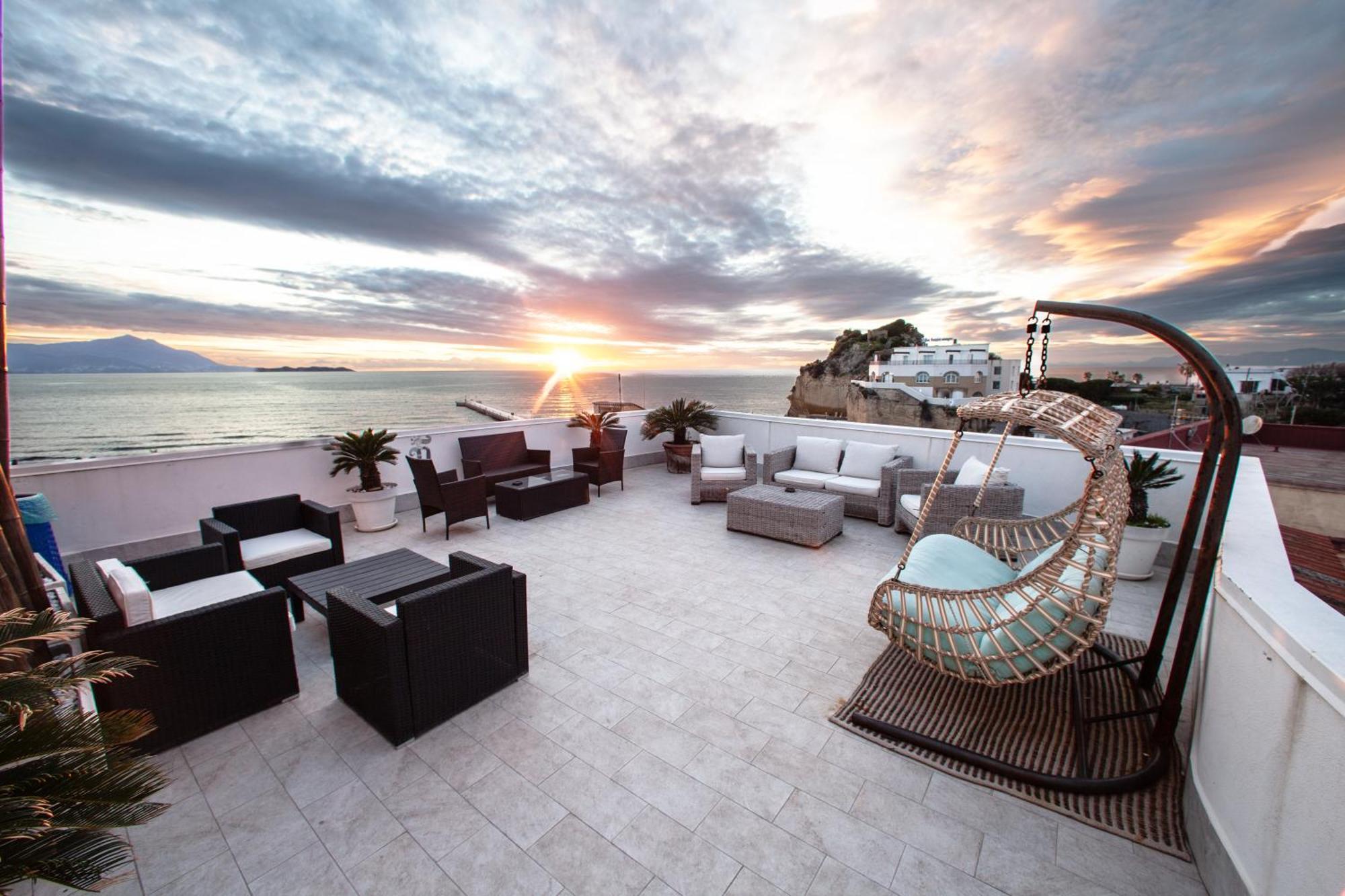 Naro Suites And Rooms Bacoli Exterior foto